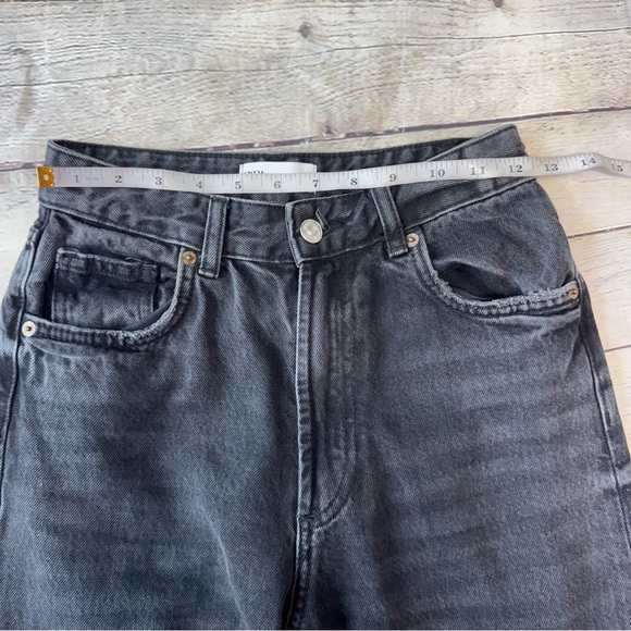 Zara Black High-Rise wide leg raw hem jeans size 2 / EUR 34 - Picture 3 of 10